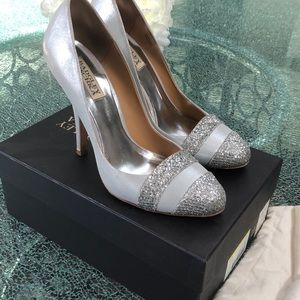 Badgley mishka silver shoes